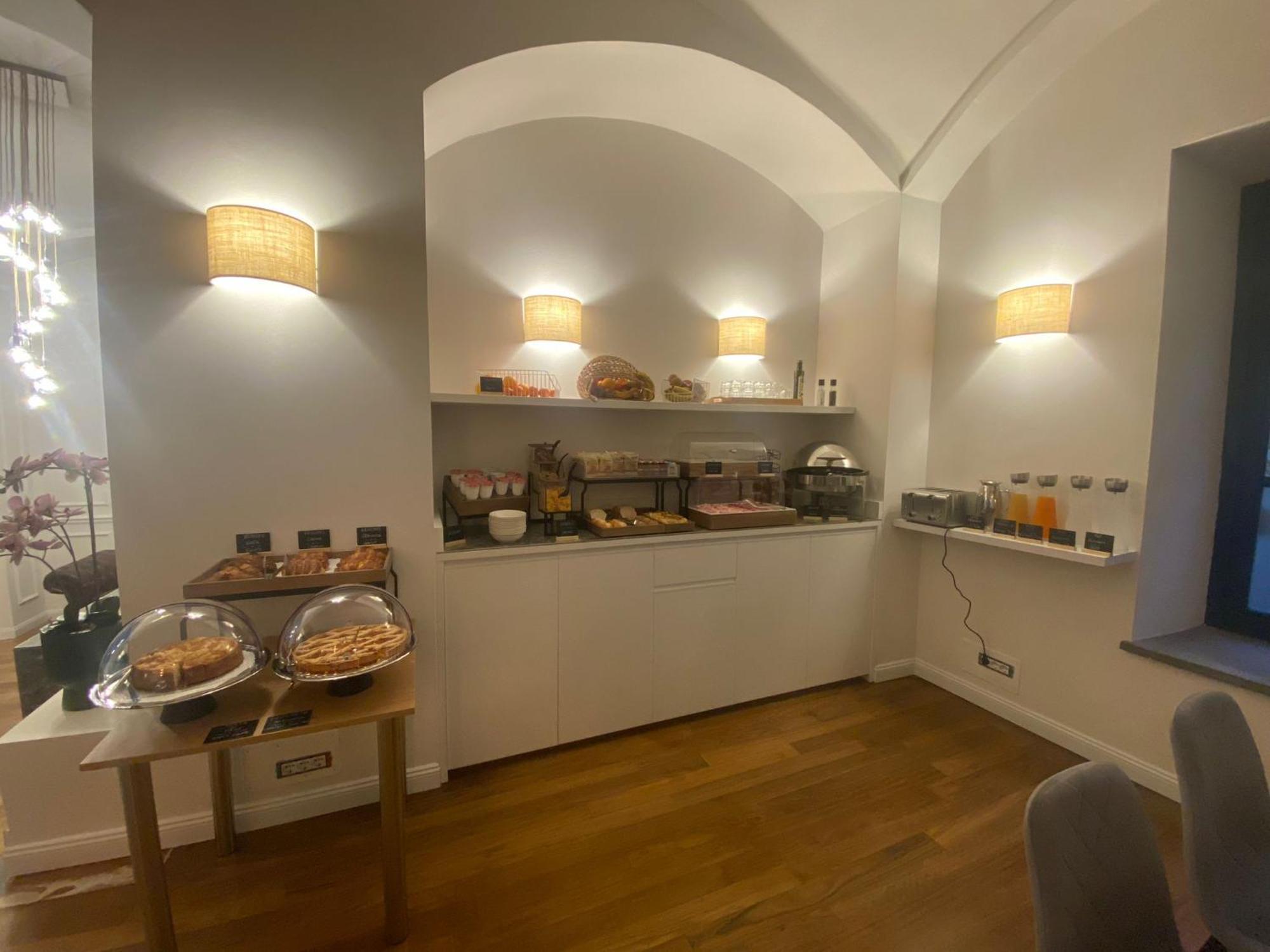 Carlo Felice Boutique